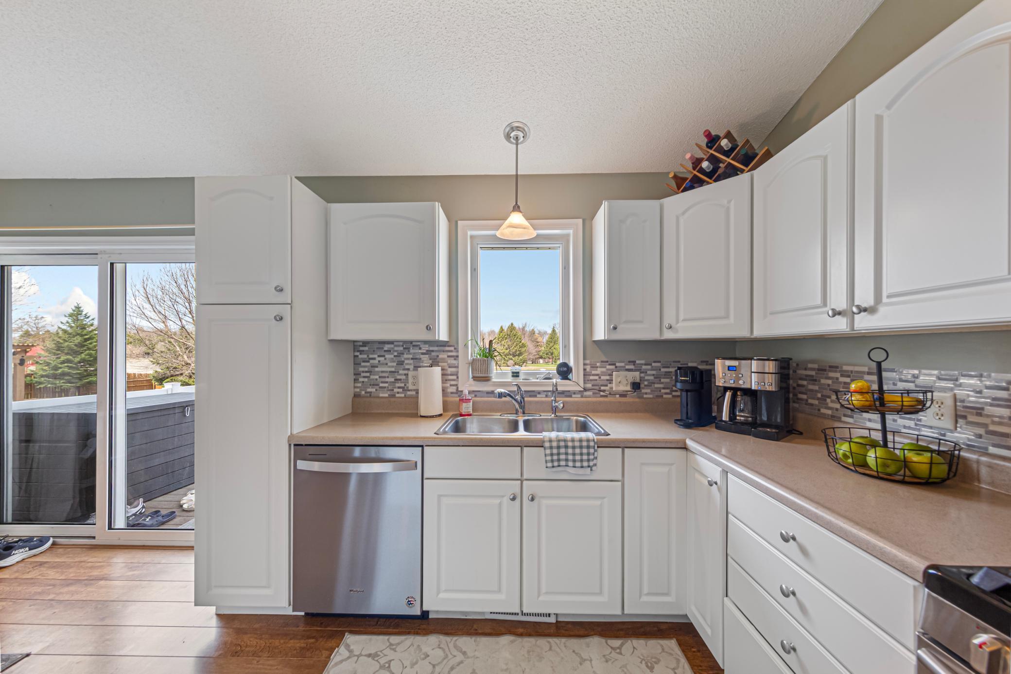 228 Inverness Drive Mankato, MN 56001 - Photo 14 of 26