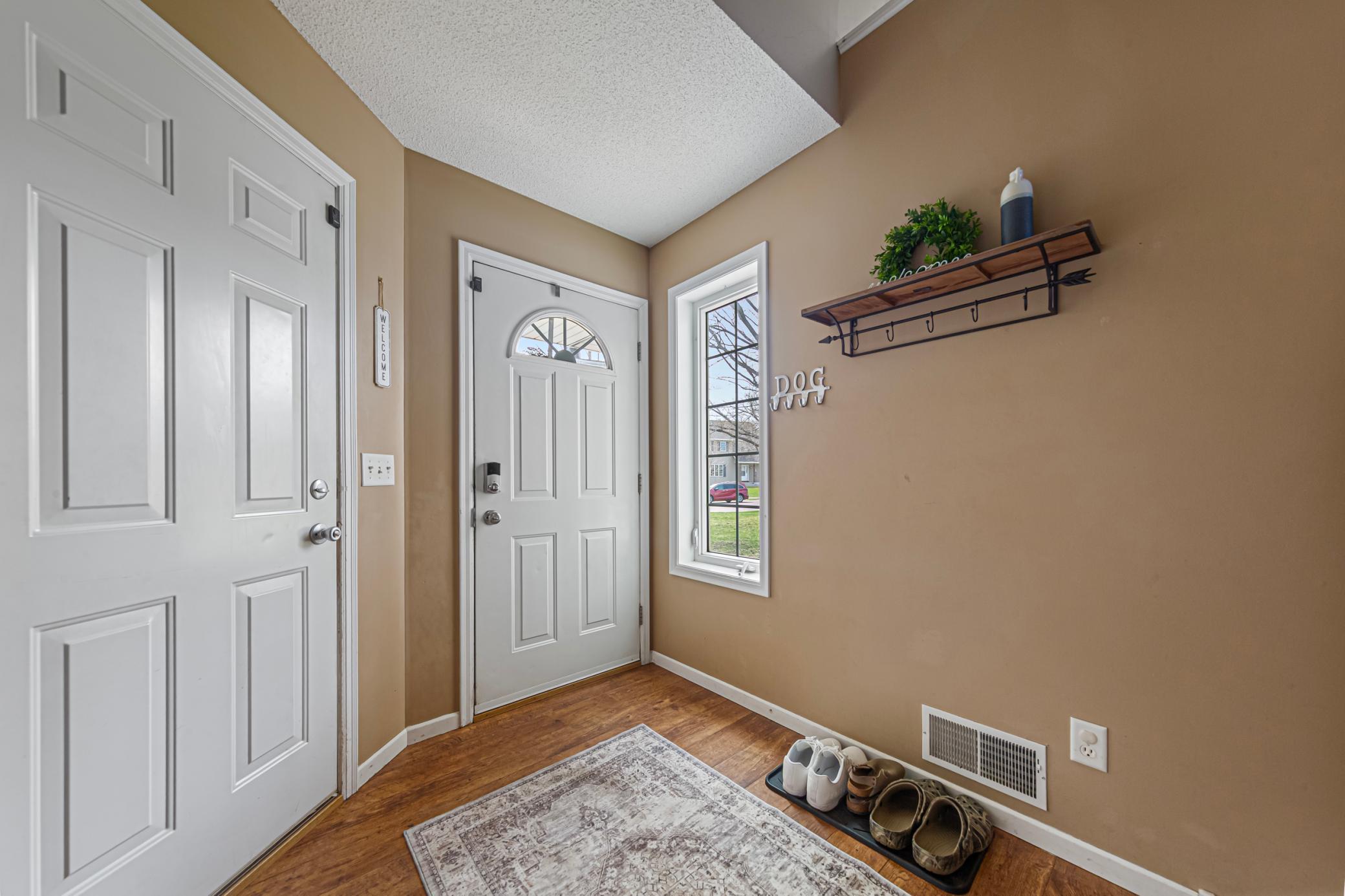 228 Inverness Drive Mankato, MN 56001 - Photo 8 of 26