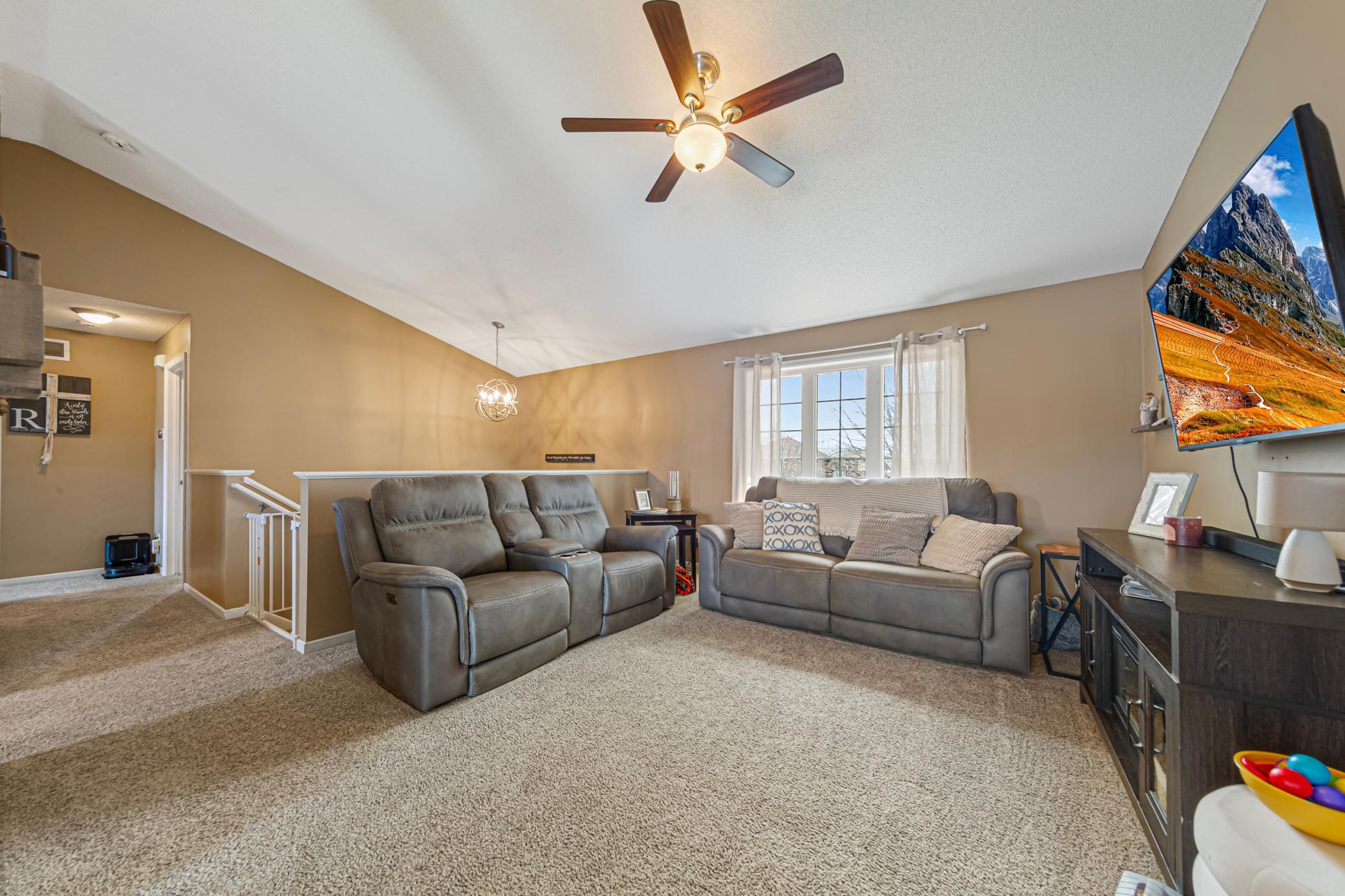 228 Inverness Drive Mankato, MN 56001 - Photo 9 of 26