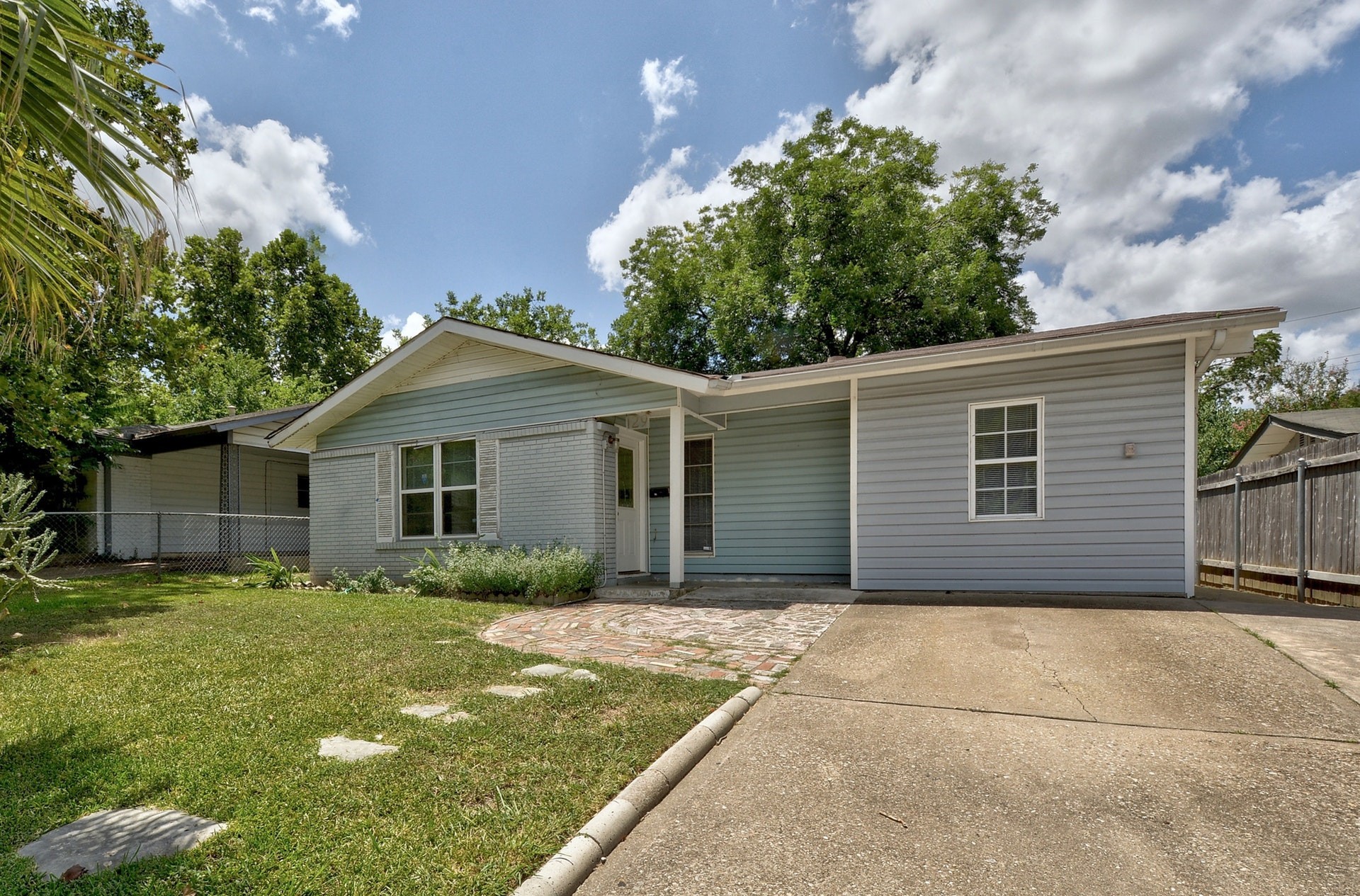 129 Coleman Street Austin, TX 78704 - Photo 2 of 19