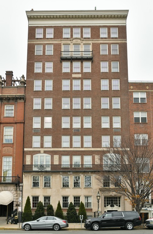 81 Beacon Street, Unit 3 Boston, MA 02108 - Photo 7 of 7 a front view of a building with lot of windows