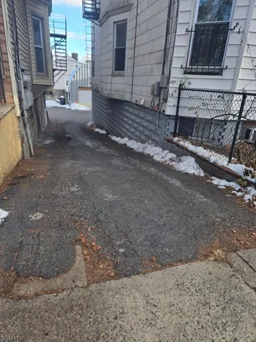 $749,900 | 197 Woodside Avenue, Newark, NJ 07104