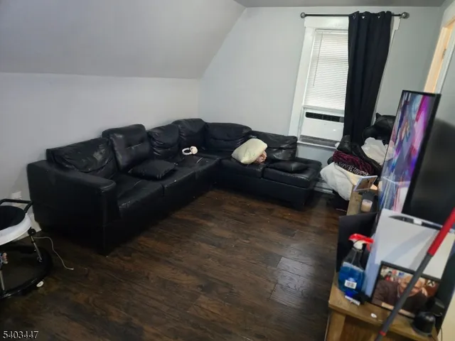 $749,900 | 197 Woodside Avenue, Newark, NJ 07104