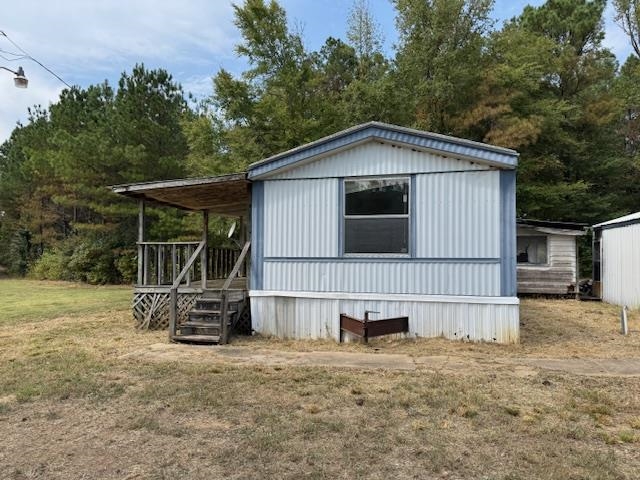 370 Doyle Road Middleton, TN 38052 - Photo 6 of 17 a view of backyard of house