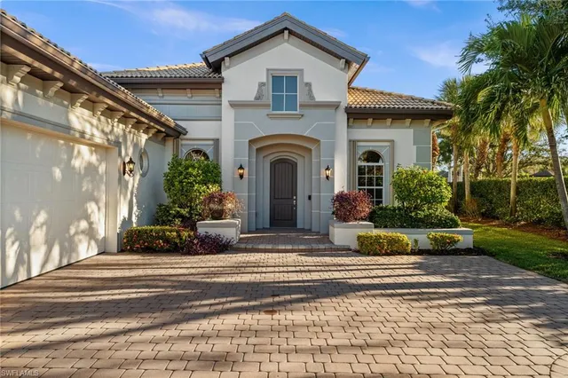 $924,900 | 12553 Grandezza Circle, Estero, FL 33928
