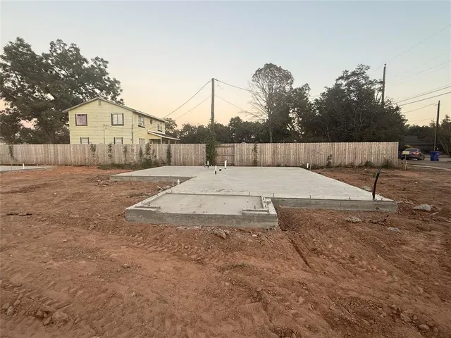 a view of backyard of house