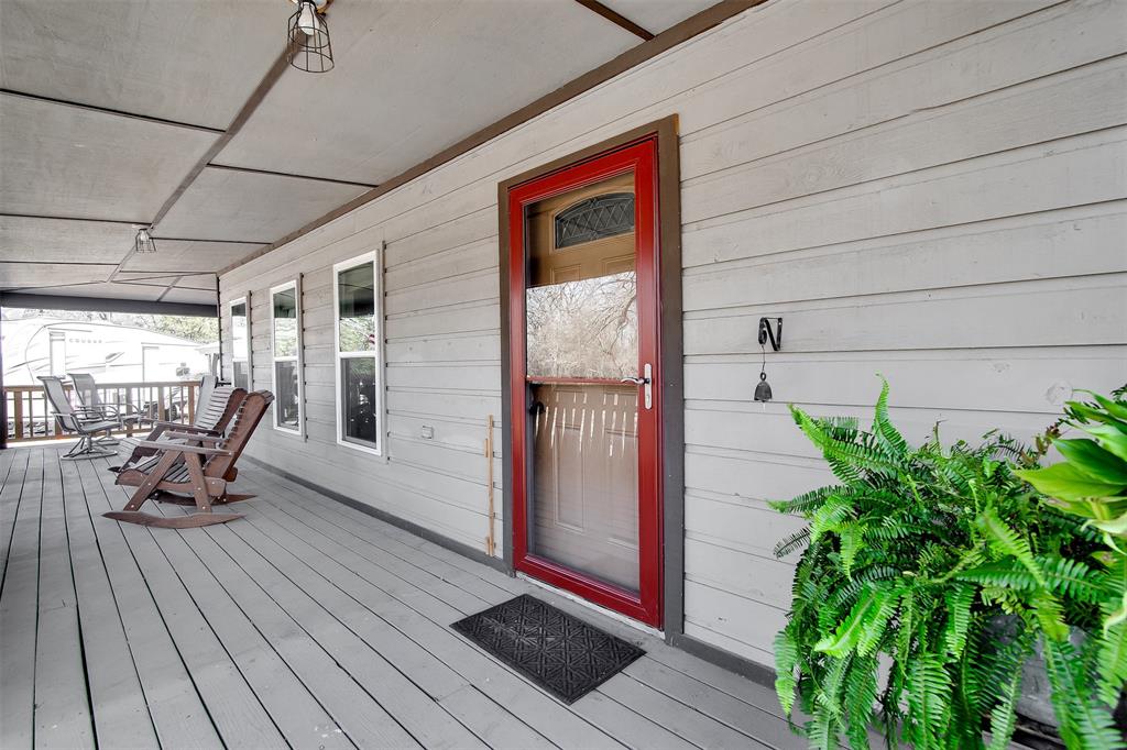 2521 Timber Road Burleson, TX 76028 - Photo 2 of 34