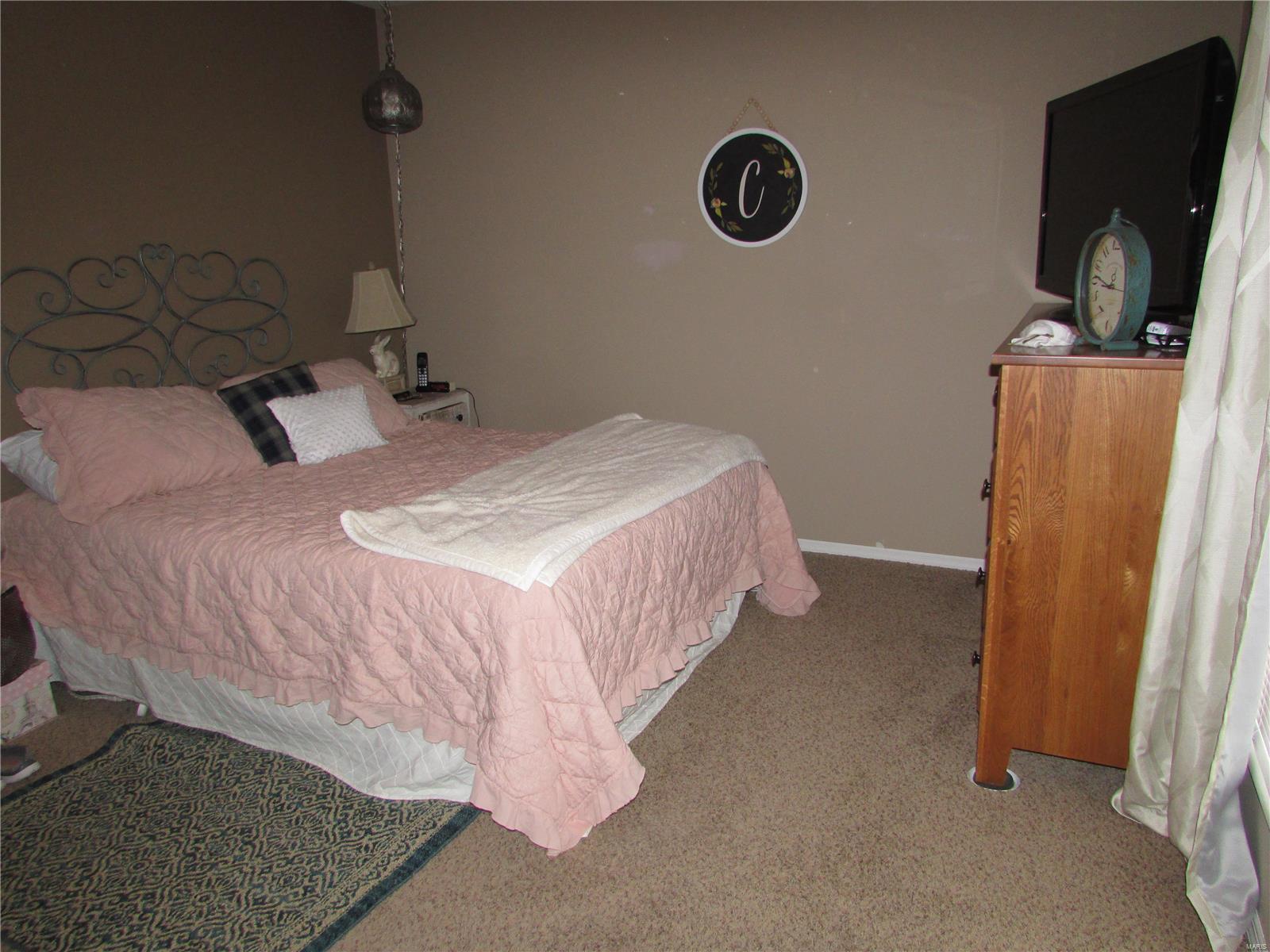 3708 Torch Club Road Alton, IL 62002 - Photo 14 of 33