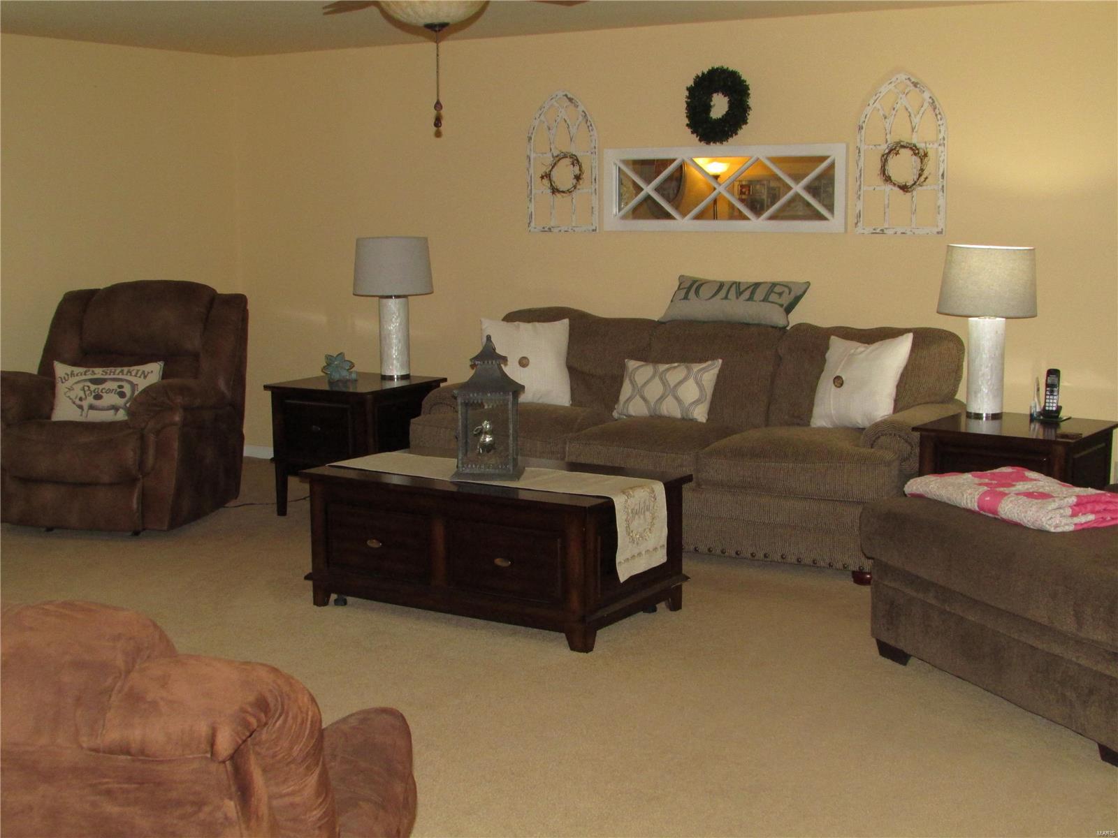 3708 Torch Club Road Alton, IL 62002 - Photo 3 of 33