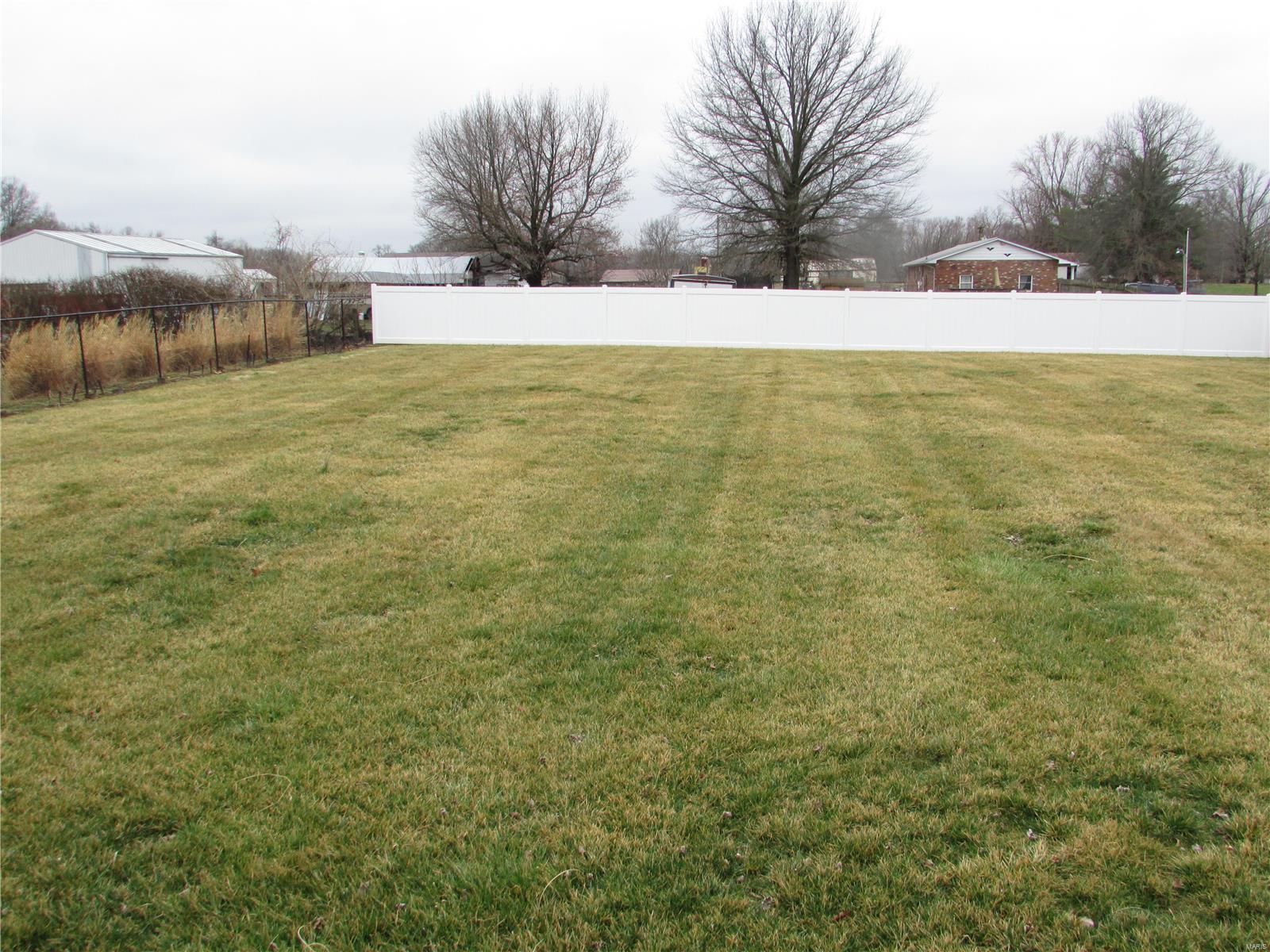 3708 Torch Club Road Alton, IL 62002 - Photo 27 of 33