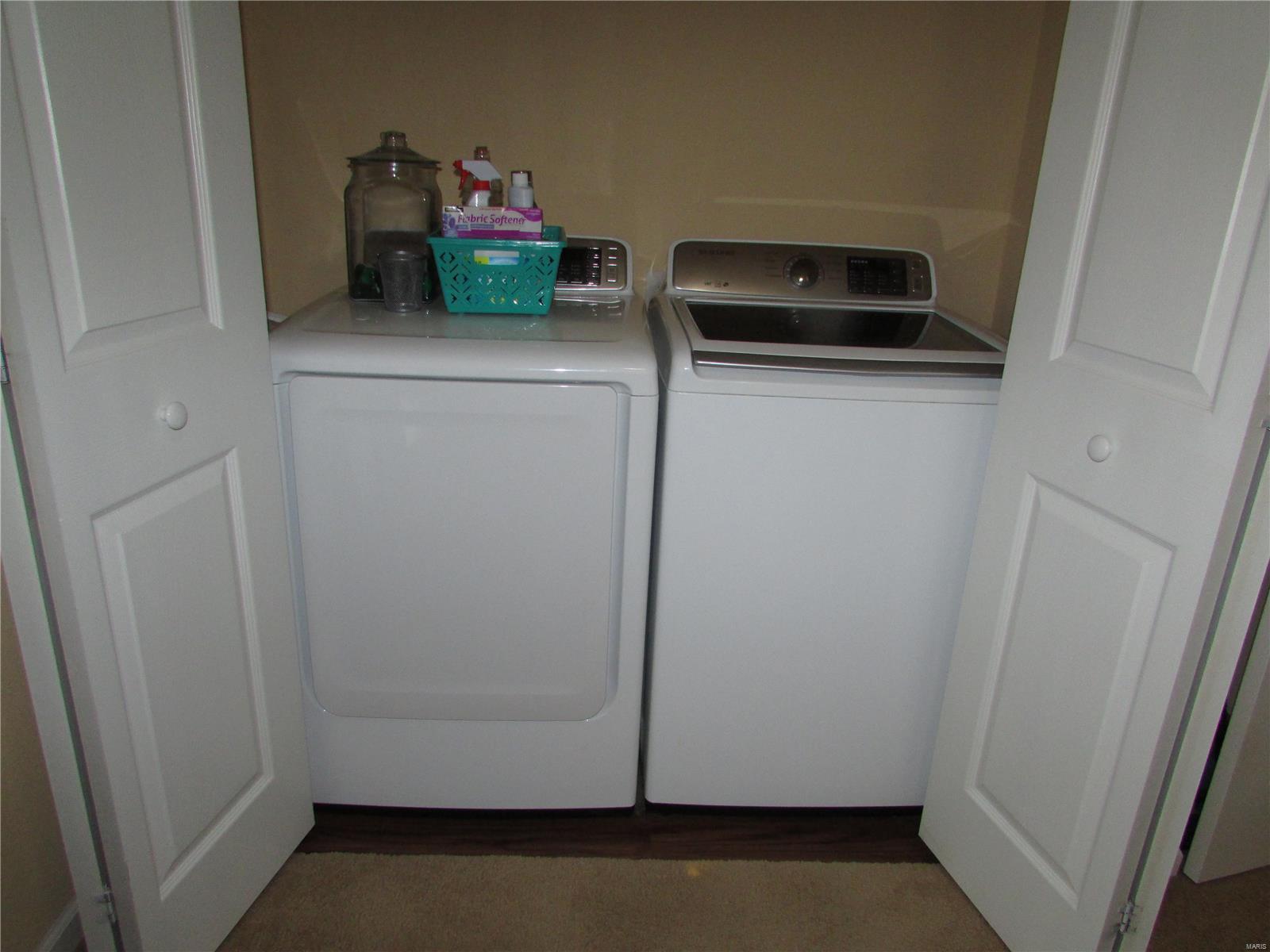 3708 Torch Club Road Alton, IL 62002 - Photo 8 of 33
