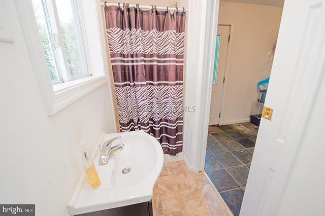 31403 Melson Road Delmar, MD 21875 - Photo 24 of 38 view of living room