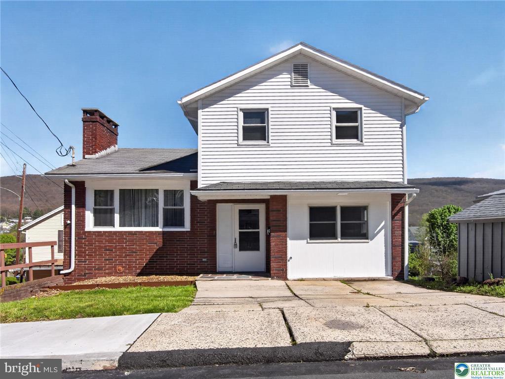 2 East Center Street Nesquehoning, PA 18240 - Photo 1 of 54
