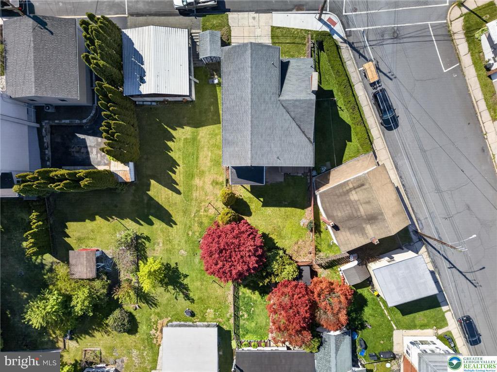 2 East Center Street Nesquehoning, PA 18240 - Photo 12 of 54