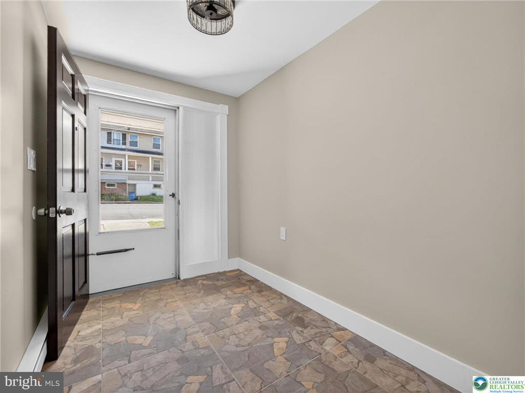 2 East Center Street Nesquehoning, PA 18240 - Photo 20 of 54