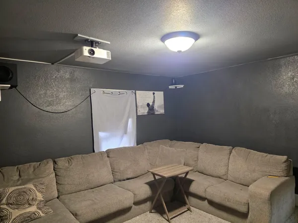 $144,900 | 702 4th Street Southeast, Pipestone, MN 56164