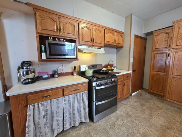 $144,900 | 702 4th Street Southeast, Pipestone, MN 56164