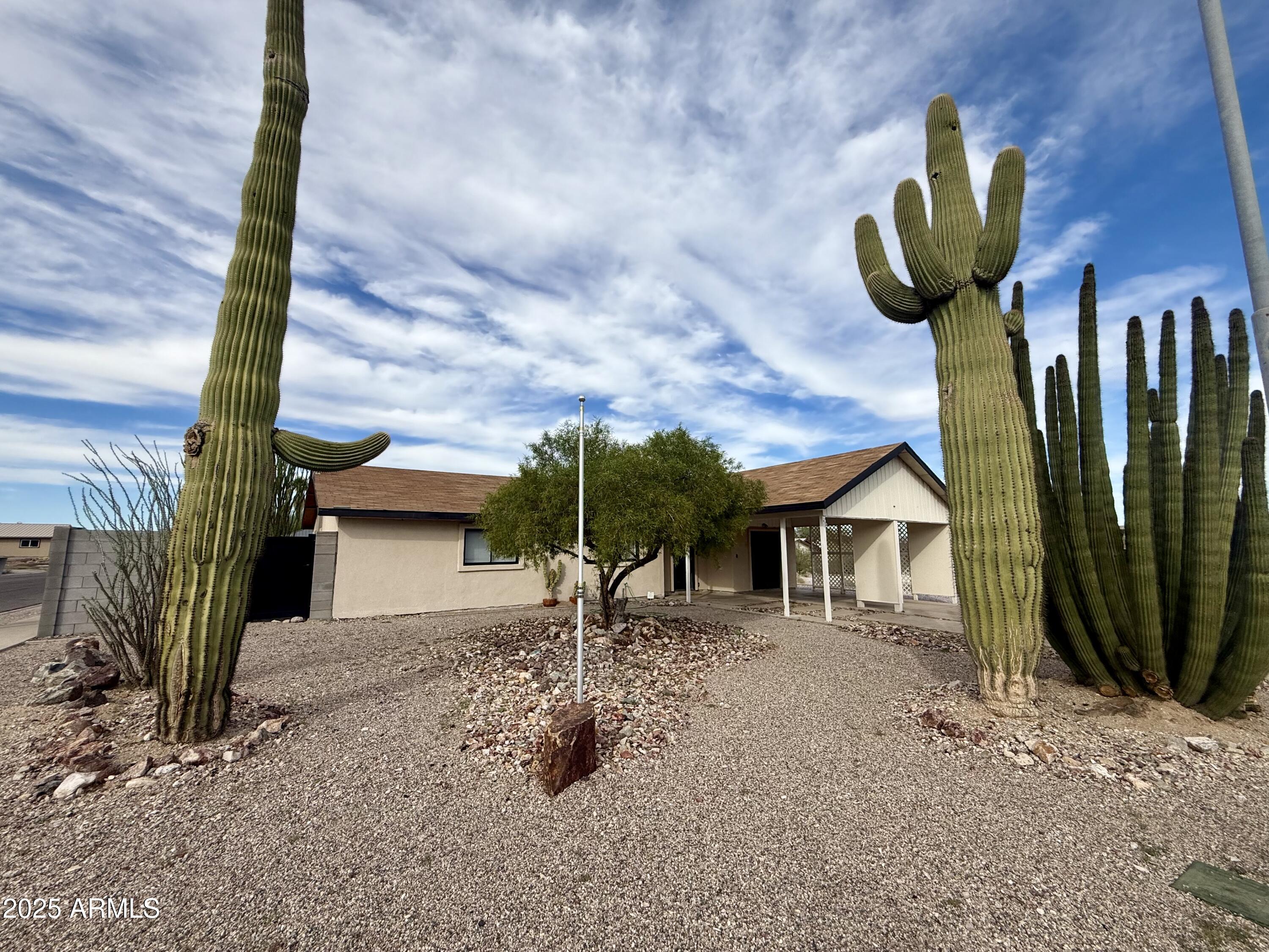 150 West North Street Ajo, AZ 85321 - Photo 3 of 37