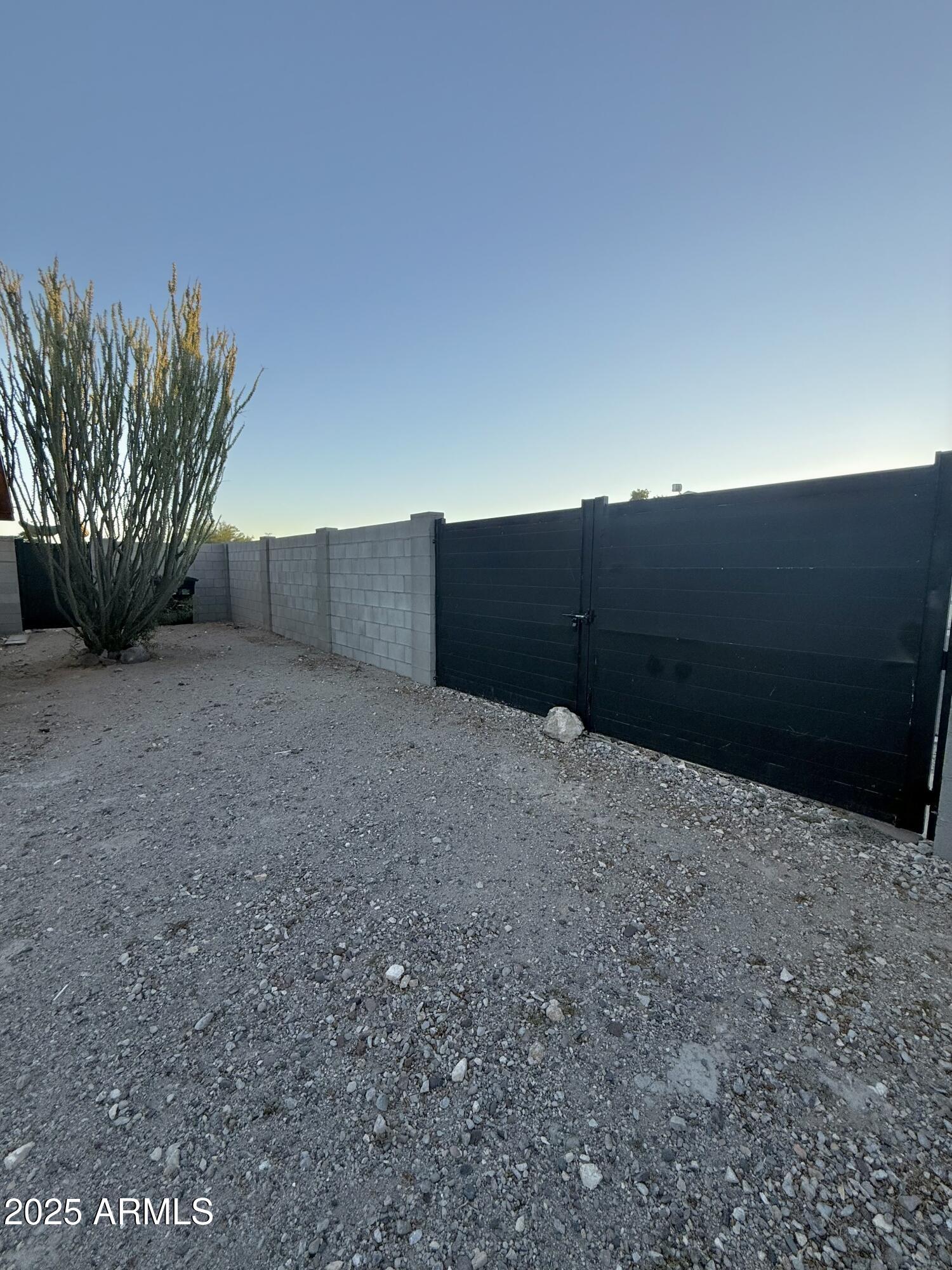 150 West North Street Ajo, AZ 85321 - Photo 33 of 37 a view of wooden fence