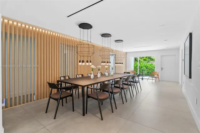 $3,560,000 | 9033 Emerson Avenue, Surfside, FL 33154