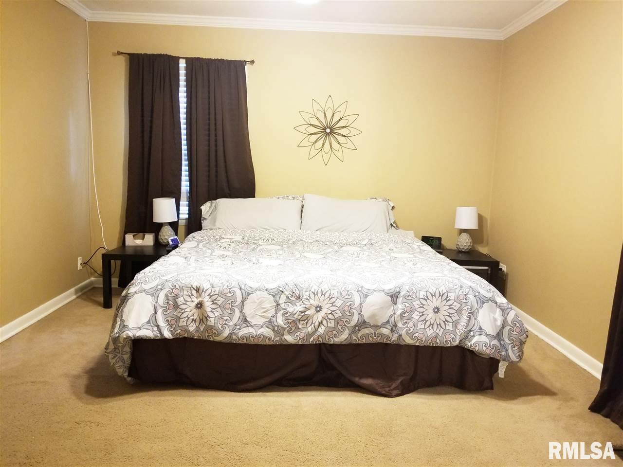 224 West Stonegate Road Peoria, IL 61614 - Photo 16 of 28 Gallery Image 16