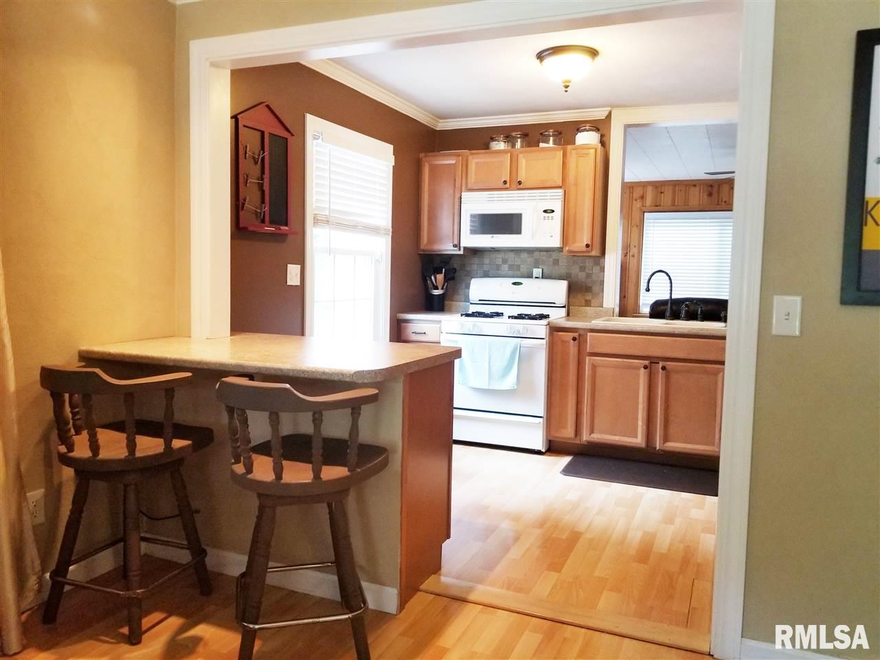 224 West Stonegate Road Peoria, IL 61614 - Photo 7 of 28 Gallery Image 7