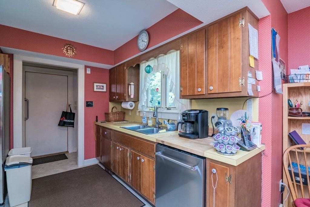 761 Millers Falls Road Northfield, MA 01360 - Photo 9 of 36 Gallery Image 9