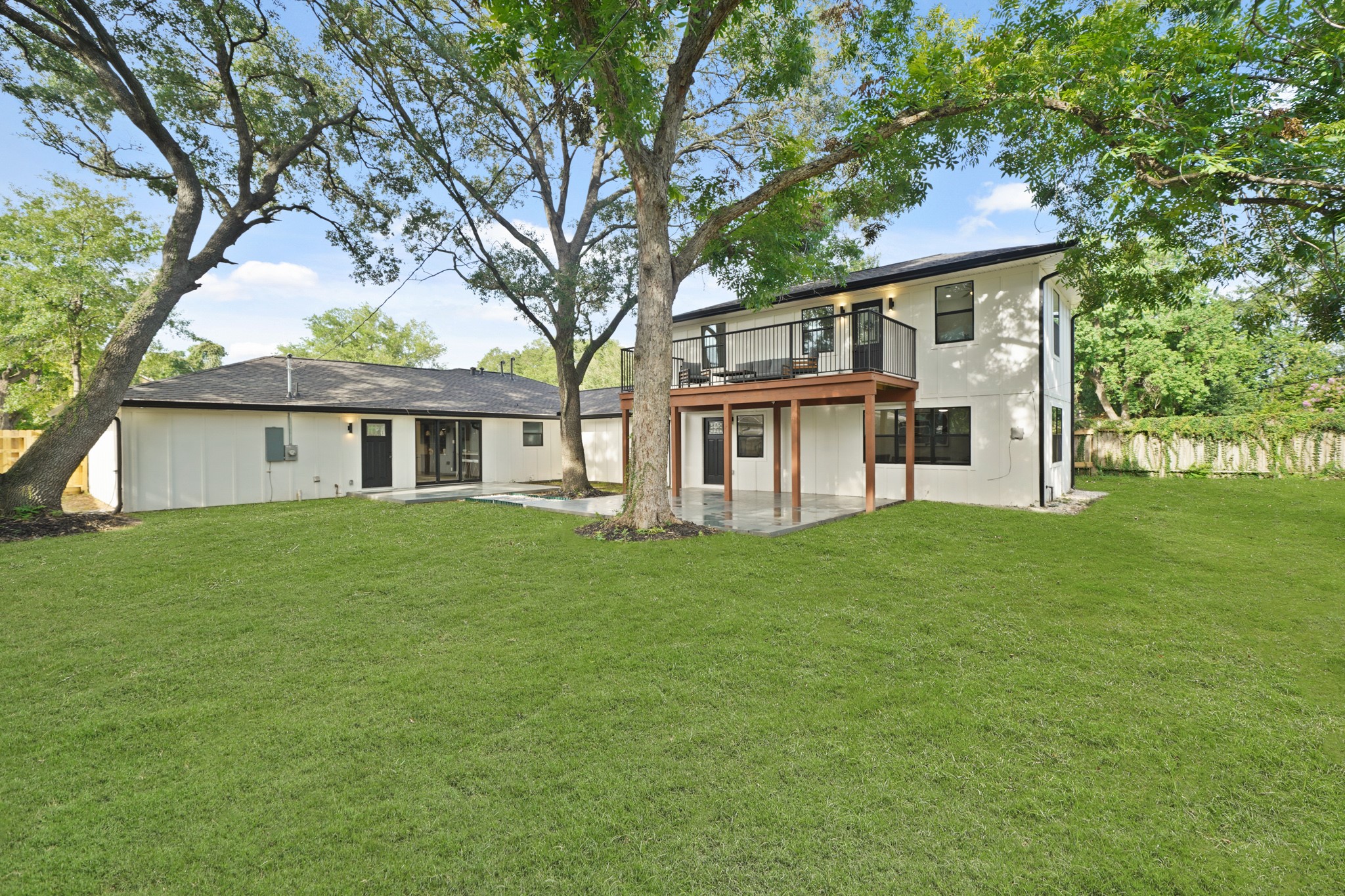 4813 Hummingbird Street Houston, TX 77035 - Photo 33 of 50 Enjoy a Game of Croquet or Toss the Football in this Oversized, Shady Backyard! Plenty of Space for Pets and Kids of All Ages to Play!