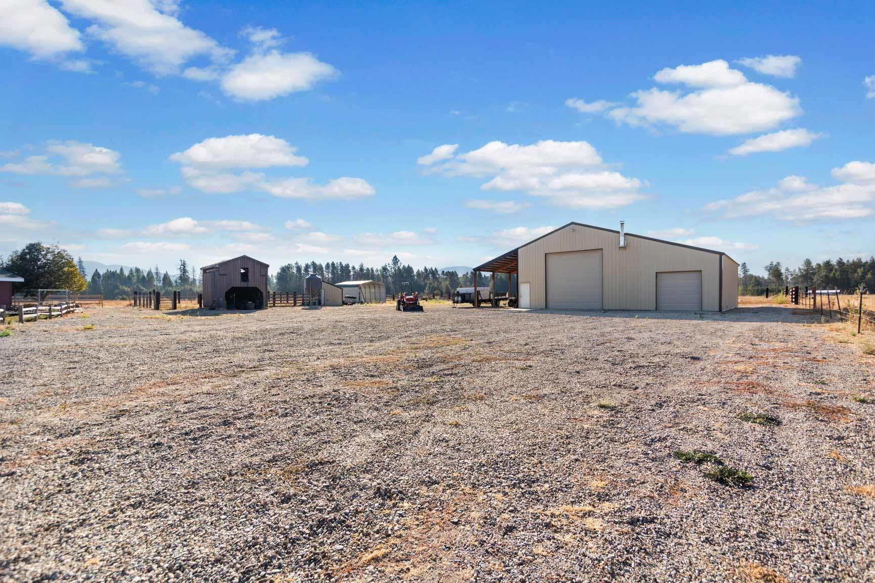 40606 North Madison Road Elk, WA 99009 - Photo 23 of 29