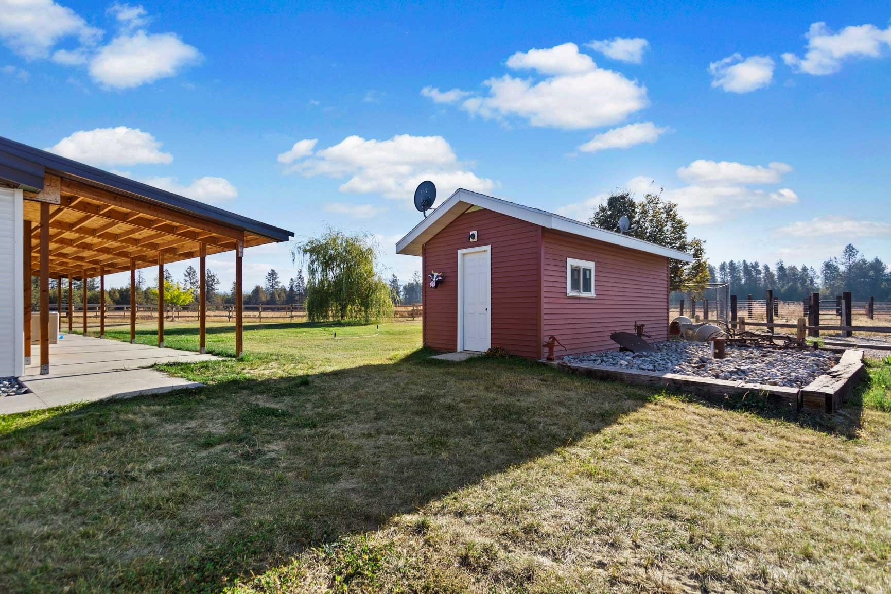 40606 North Madison Road Elk, WA 99009 - Photo 24 of 29