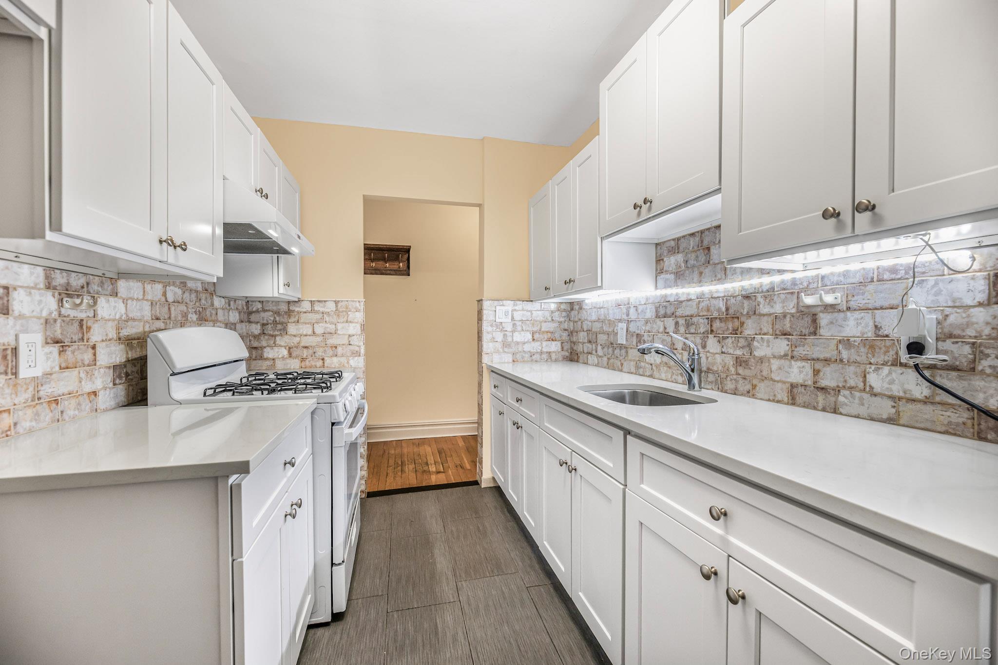 42 Barker Avenue, Unit 2B White Plains, NY 10601 - Photo 7 of 16