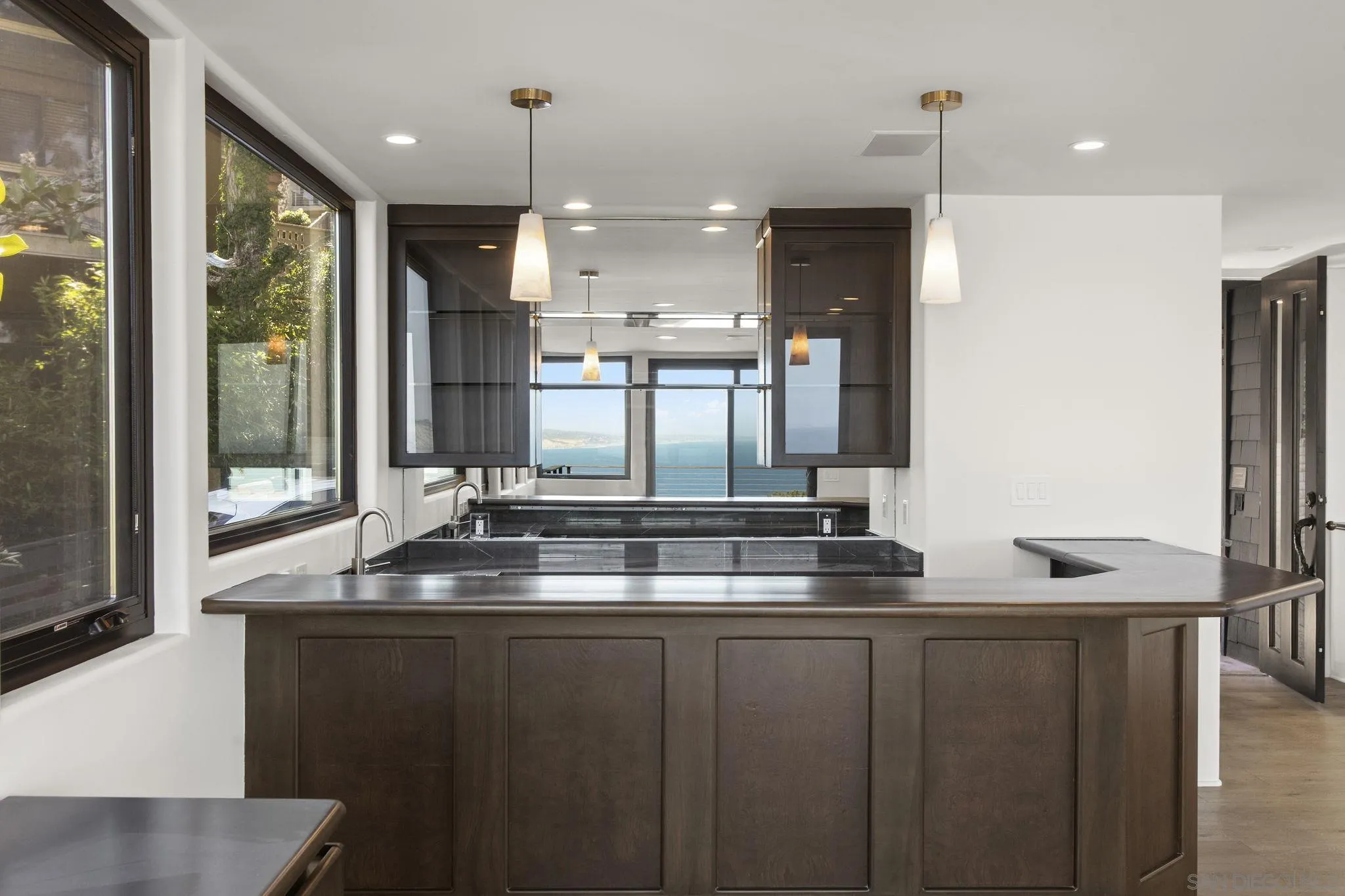 1846 Castellana Road La Jolla, CA 92037 - Photo 12 of 30