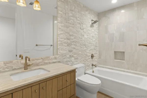 $20,000 | 1846 Castellana Road, La Jolla, CA 92037