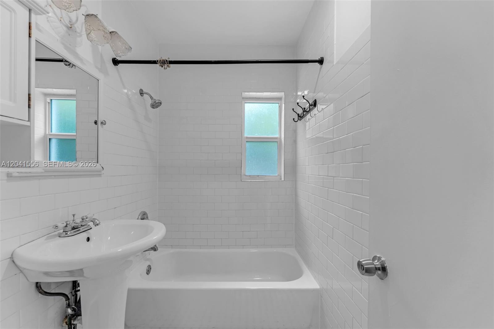421 Northwest 105th Street, Unit 421 Miami, FL 33150 - Photo 15 of 30