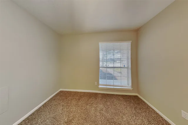 $2,100 | 4311 Duesenberg Court, Pearland, TX 77584