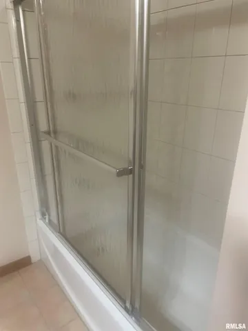 $215,000 | 206 Meadow Drive, Macomb, IL 61455