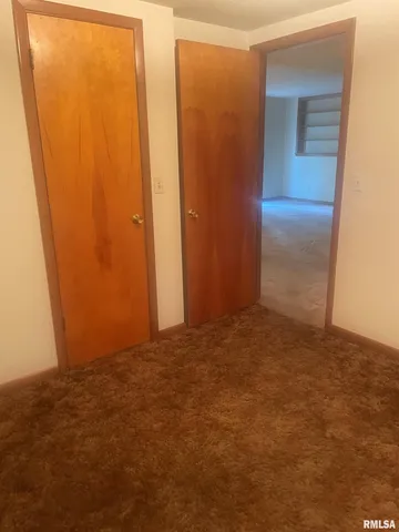 $215,000 | 206 Meadow Drive, Macomb, IL 61455