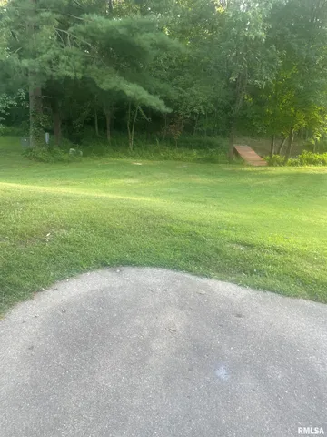 $215,000 | 206 Meadow Drive, Macomb, IL 61455