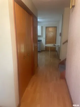 $215,000 | 206 Meadow Drive, Macomb, IL 61455