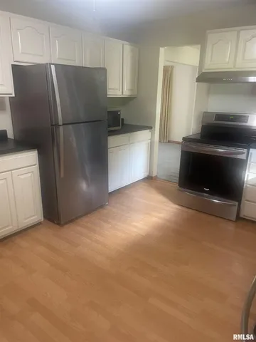 $215,000 | 206 Meadow Drive, Macomb, IL 61455