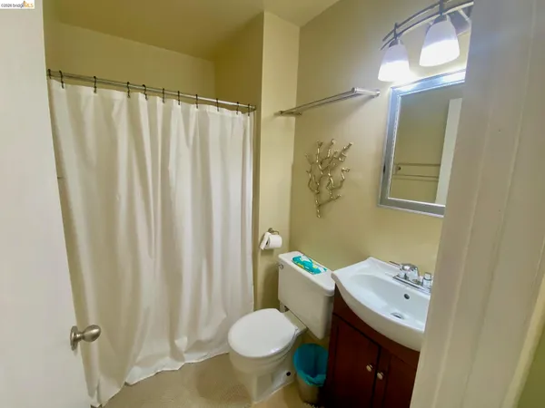 $184,900 | 19096 Dyer Court, Unit 2, Groveland, CA 95321