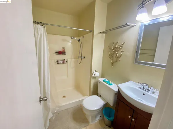 $184,900 | 19096 Dyer Court, Unit 2, Groveland, CA 95321