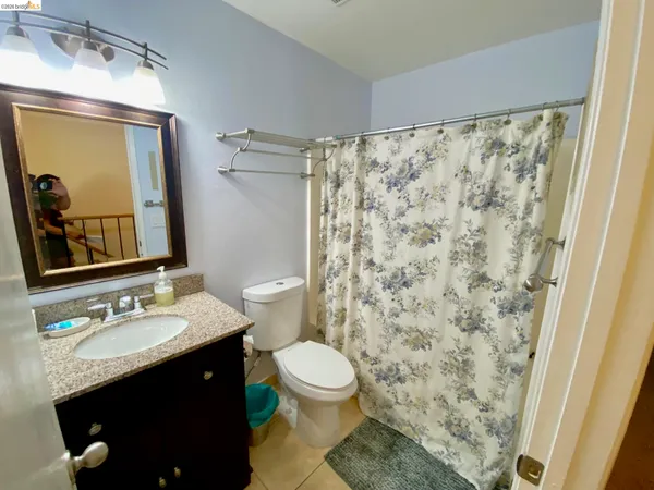$184,900 | 19096 Dyer Court, Unit 2, Groveland, CA 95321