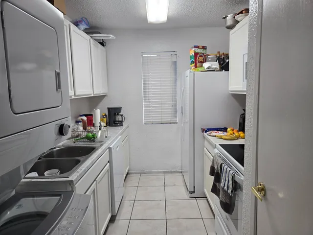 $65,000 | 8405 Wilcrest Drive, Unit 2412, Houston, TX 77072