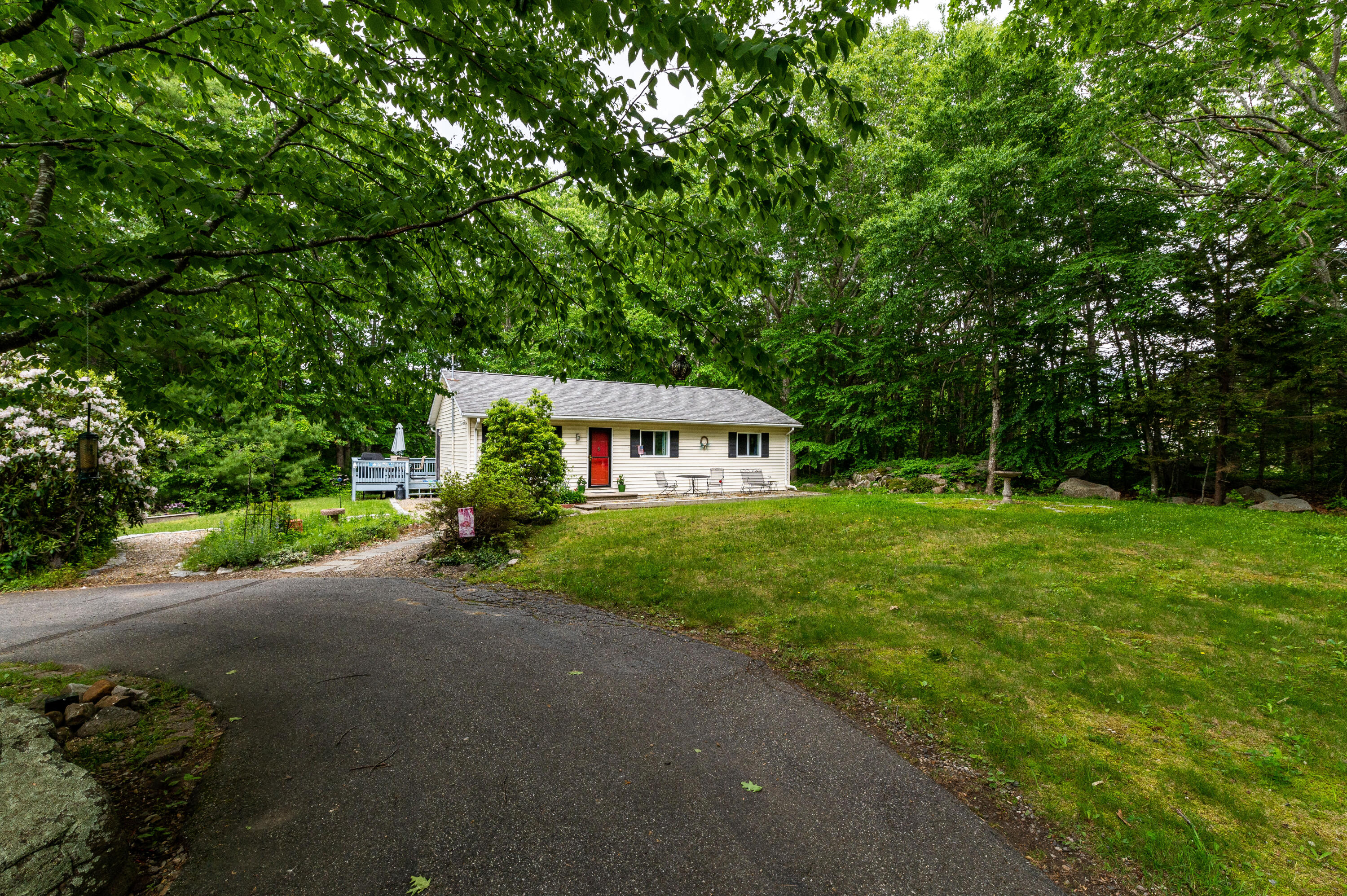 1 Dean Road York, ME 03909 - Photo 4 of 37 Z61_8852