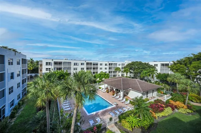 $289,900 | 1541 South Ocean Boulevard, Unit 419, Pompano Beach, FL 33062
