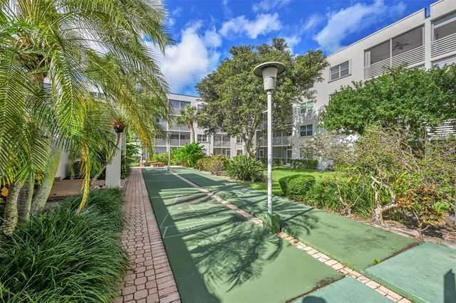 $289,900 | 1541 South Ocean Boulevard, Unit 419, Pompano Beach, FL 33062