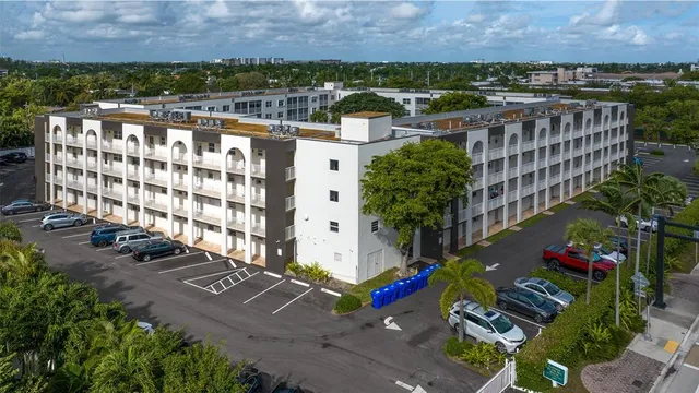 $289,900 | 1541 South Ocean Boulevard, Unit 419, Pompano Beach, FL 33062