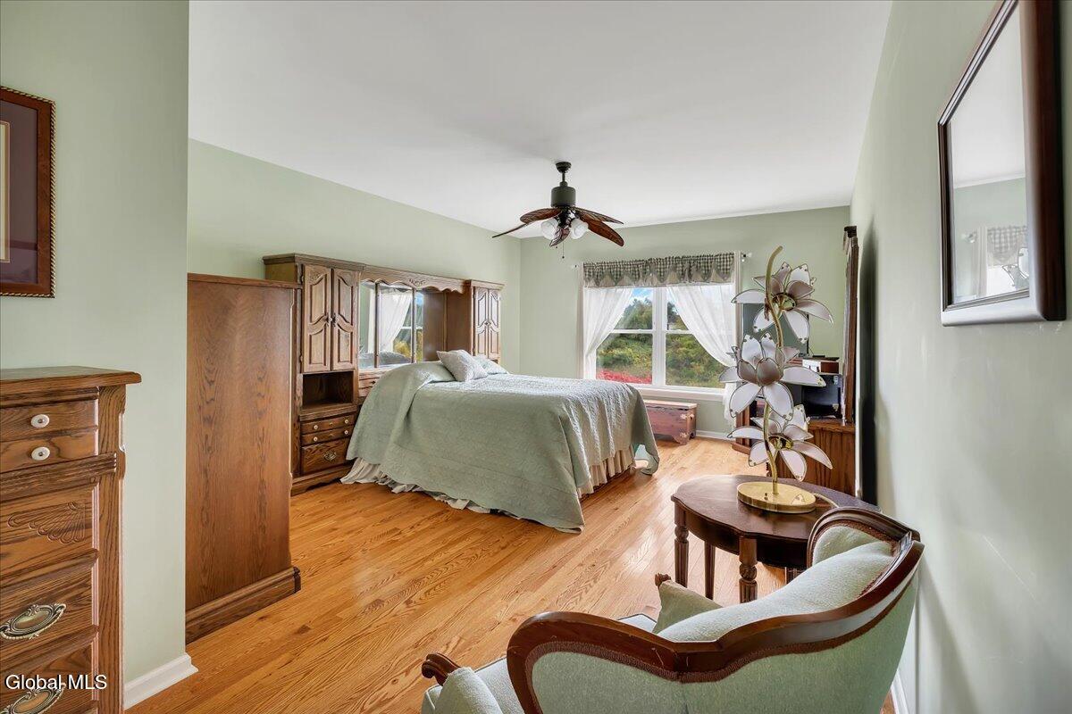 4 Elena Court Halfmoon, NY 12065 - Photo 24 of 62 29-IMG_2094