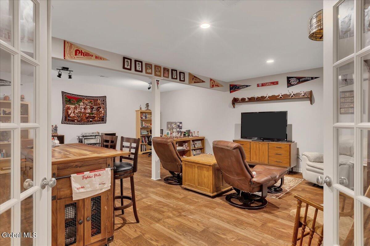 4 Elena Court Halfmoon, NY 12065 - Photo 40 of 62 44-IMG_2234